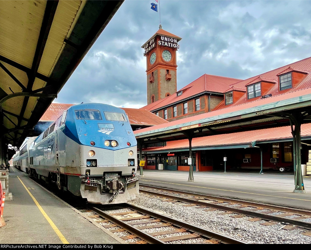 The eastbound Portland section of the Empire Builder departs Portland Union Station